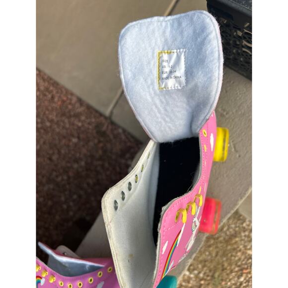 LIKU PINK Unicorn Quad Roller Skates Light Up Wheels SZ Kids US 1-2 - Picture 11 of 13